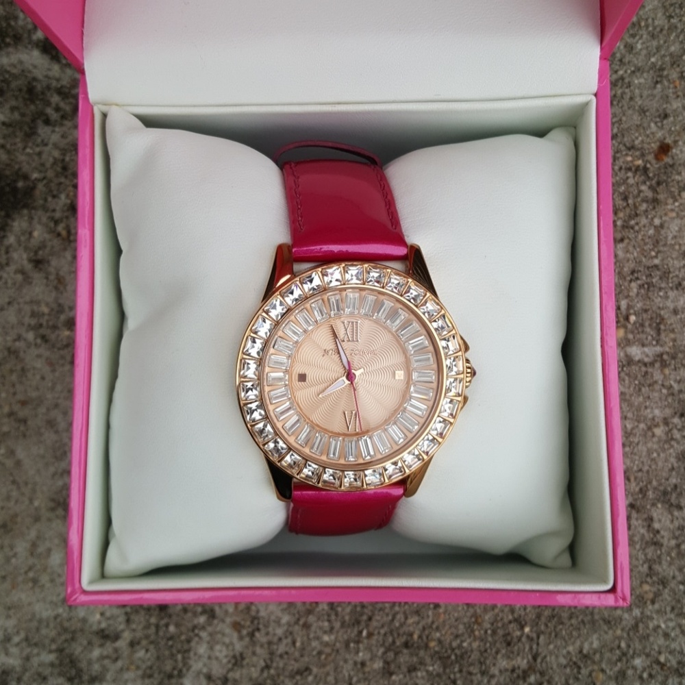 💥SALE Betsey Johnson rhinestone watch (Pink)